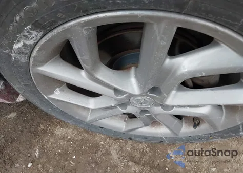 2014 Nissan Sentra Sr z USA, uszkodzony, nr VIN 3N1AB7AP4EY280959